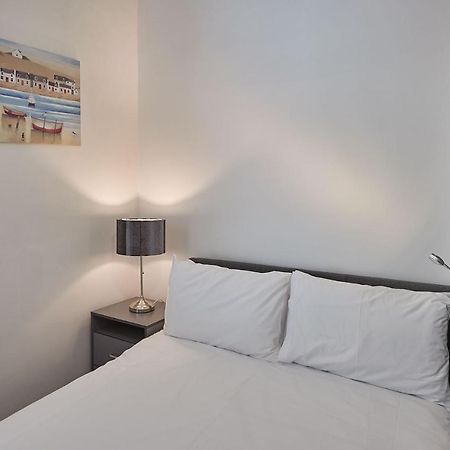 Host & Stay - Groveside Apartment 솔트번바이더씨 외부 사진