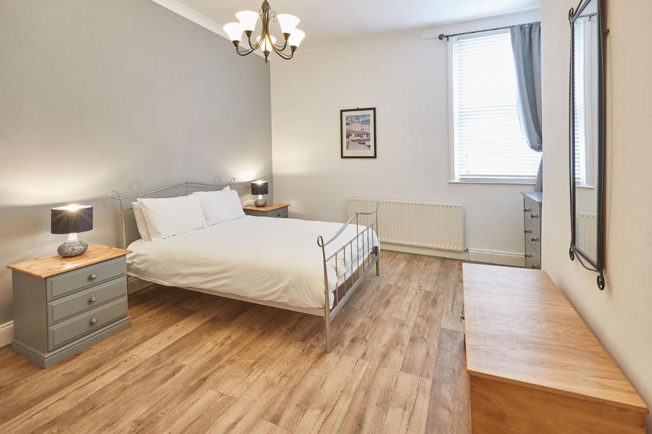 Host & Stay - Groveside Apartment 솔트번바이더씨 외부 사진